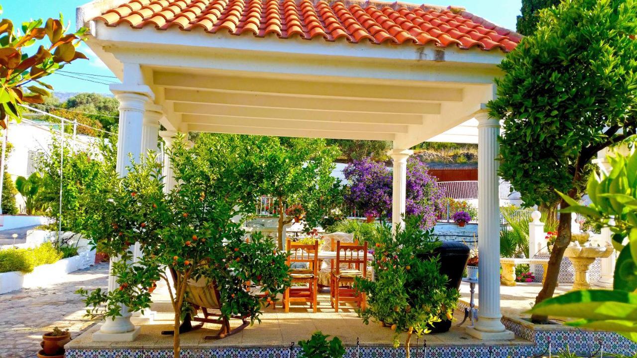 Villa Adelaida オルヒバ エクステリア 写真
