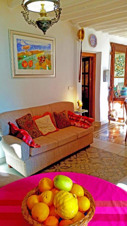 Villa Adelaida オルヒバ エクステリア 写真